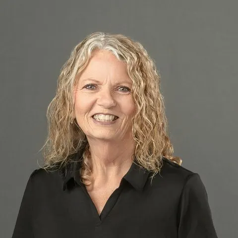 Lori Chalker